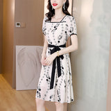 Elegant Three-Dimensional Slimming Square Collar Bow Waist Dress