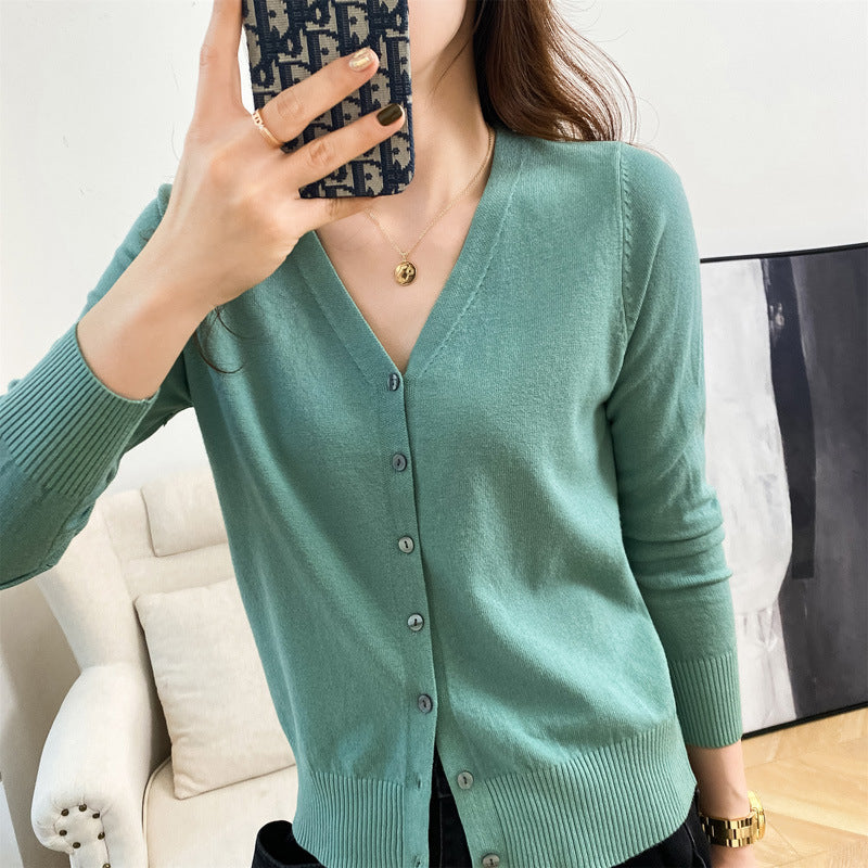 Solid Color V-Neck Buttoned Knitted Top