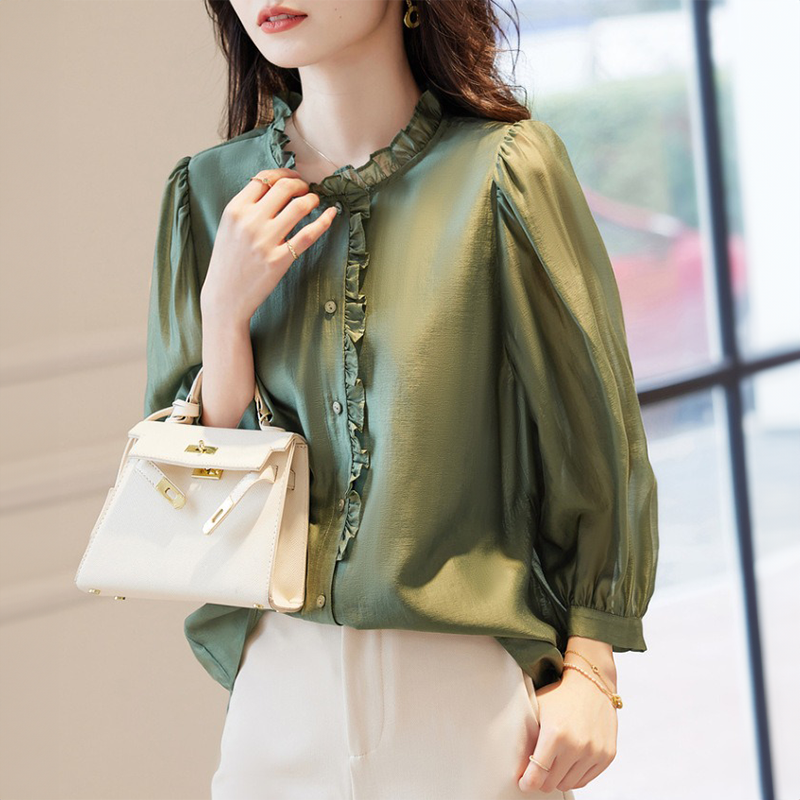 Thin Solid Lace Top