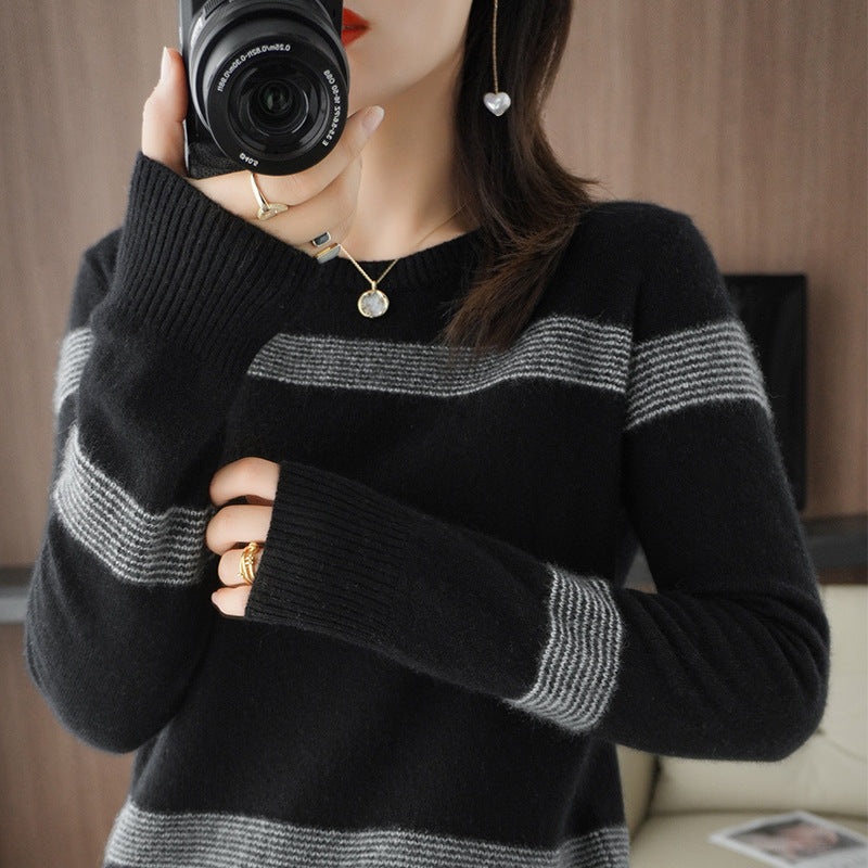 Simple Contrast Color Knitted Sweater