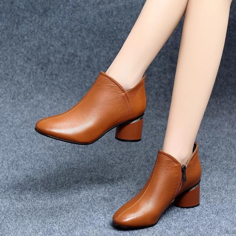 Casual  comfortable patent leather commuter high-heeled leather boots