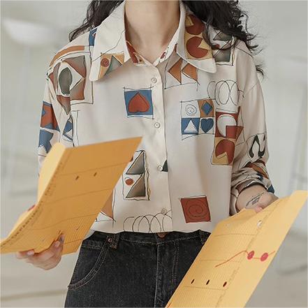 Retro Printed Loose Long Sleeves Shirt with Design Sense